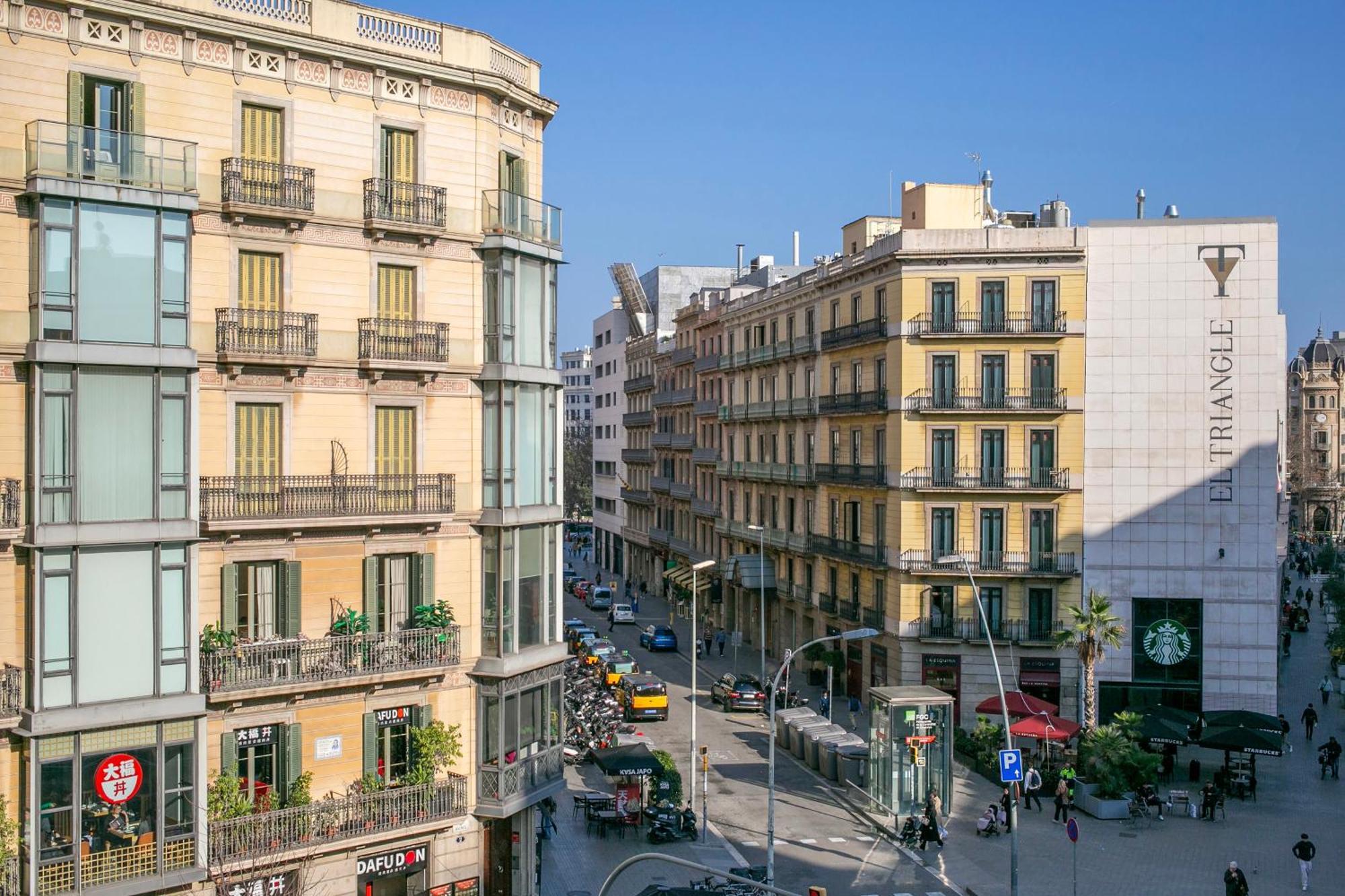 Fisa Rentals Ramblas Apartments Барселона Екстериор снимка