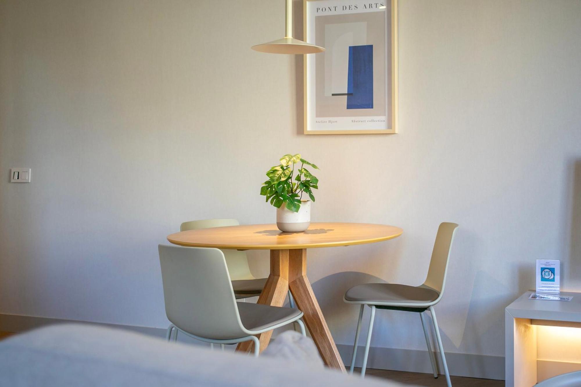 Fisa Rentals Ramblas Apartments Барселона Екстериор снимка