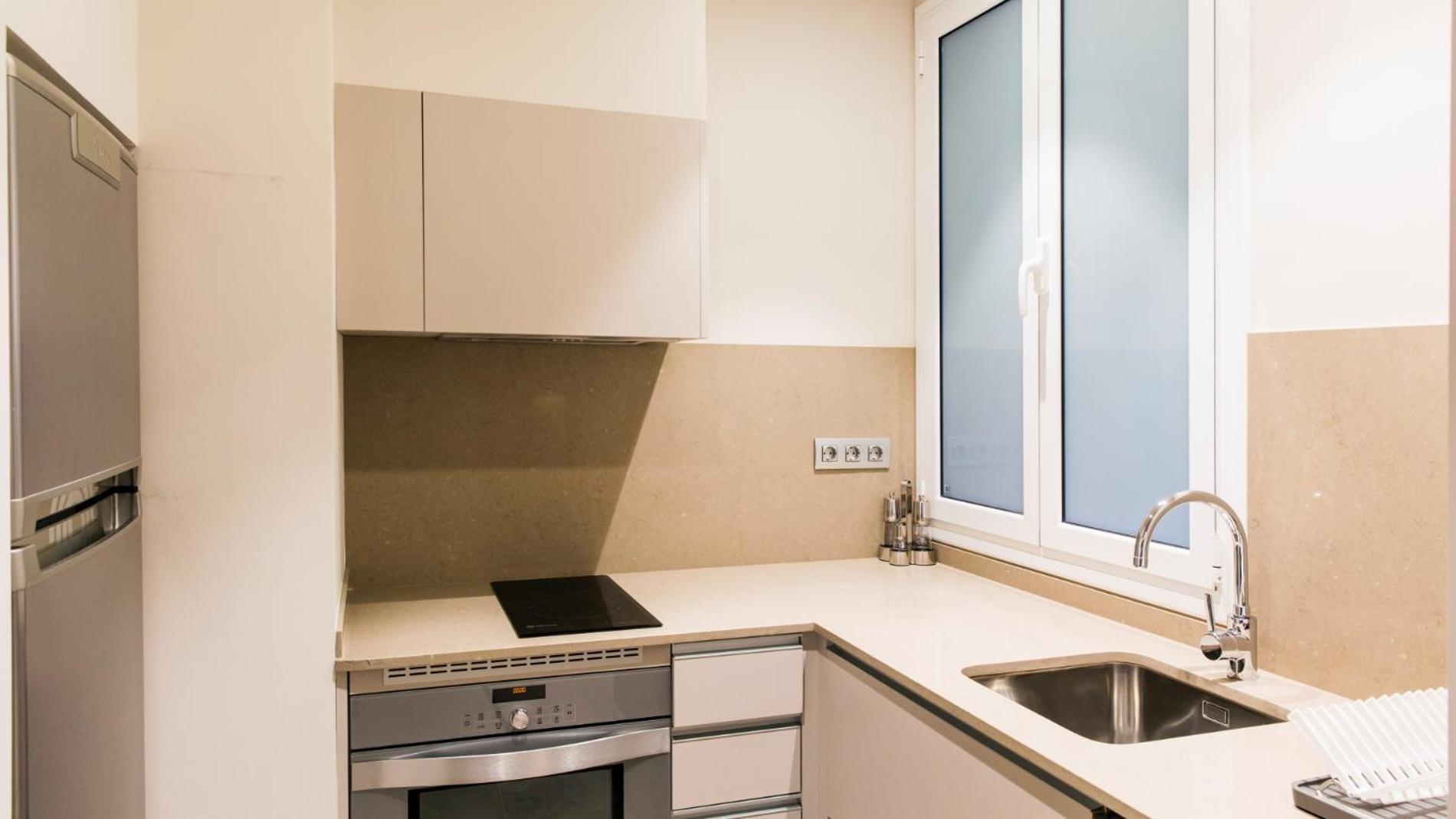 Fisa Rentals Ramblas Apartments Барселона Екстериор снимка